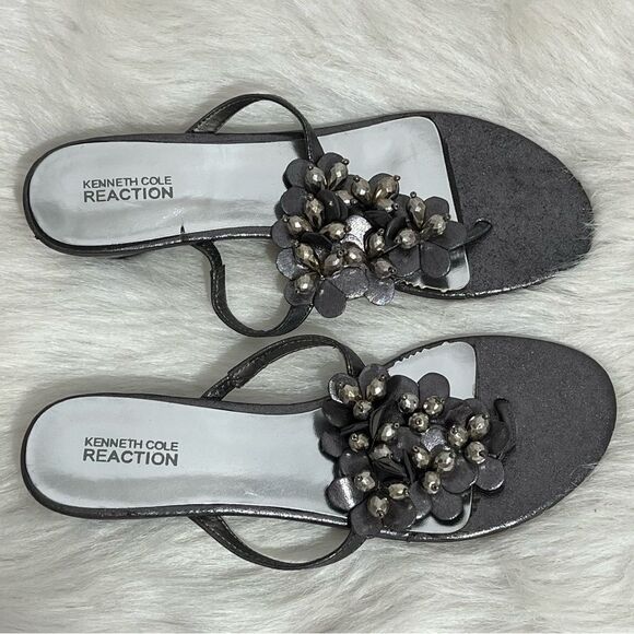 Kenneth Cole Reaction Love Story Women's Gray Beaded Sandals -- 9.5 - Picture 3 of 8